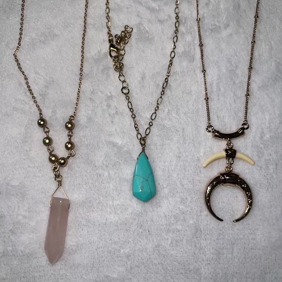 Jewelry bundle - Picture 3 of 3